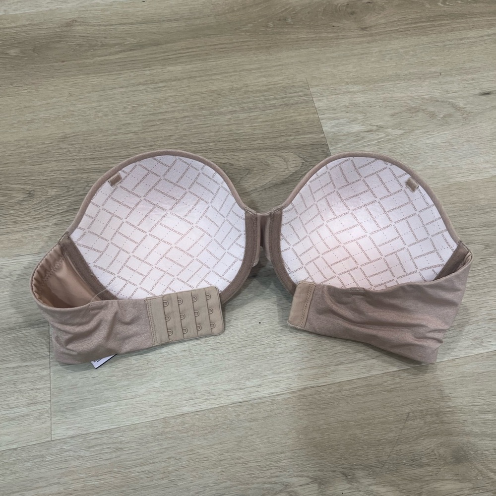 Victoria’s Secret Strapless Bra - Picture 4 of 4